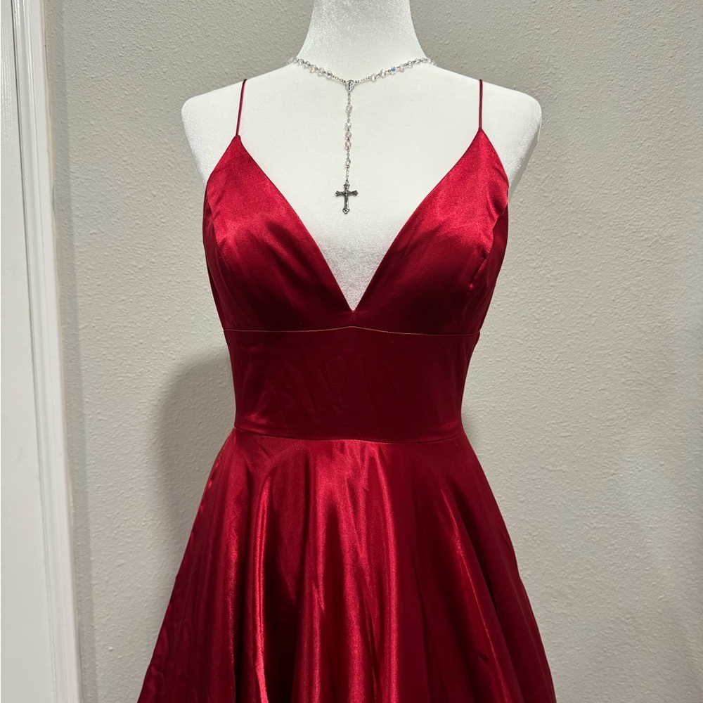 Sherri Hill Ruby Red Gown With Pockets. Size 6 - image 2